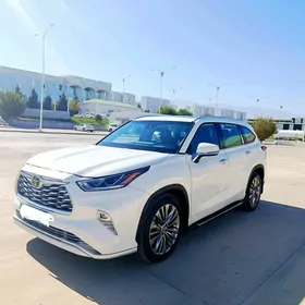 Toyota Highlander 2020