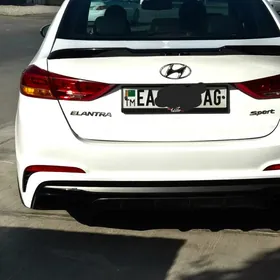 Hyundai Elantra 2018