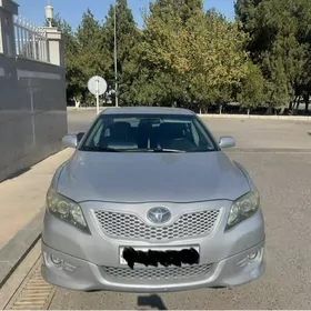 Toyota Camry 2010