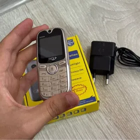 Mini SQ telefon