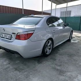 BMW E60 2005
