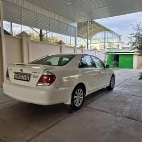 Toyota Camry 2003