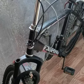 Спортивный велосипед.