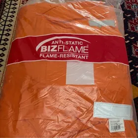 Iş üçin kombinezon