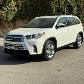 Toyota Highlander 2018