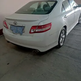 Toyota Camry 2010