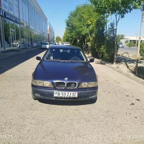 BMW E39 1999