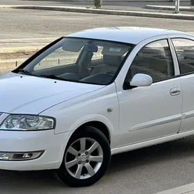 Nissan Sunny 2011