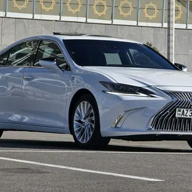 Lexus ES 350 2021