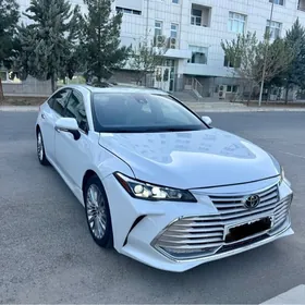 Toyota Avalon 2018