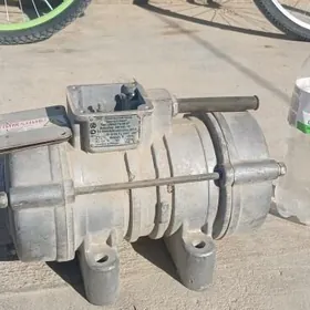 ЭЛЕКТРОВИБРАТОР 380 В