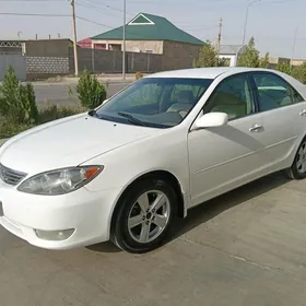 Toyota Camry 2003