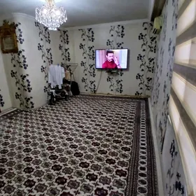 3ком 6мкр 1 этаж