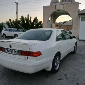 Toyota Camry 2000