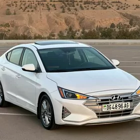 Hyundai Elantra 2020