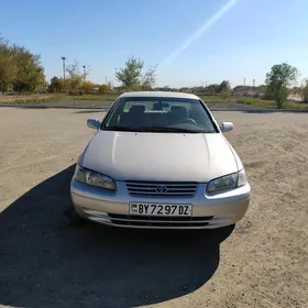 Toyota Camry 1999