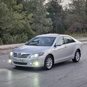 Toyota Camry 2010