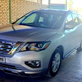 Nissan Pathfinder 2020