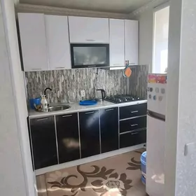 Satlyk 30 mkr 1 komnat 3 etaj