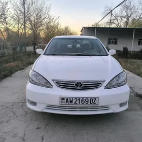 Toyota Camry 2005