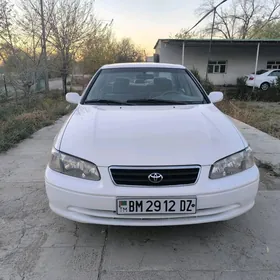 Toyota Camry 2001