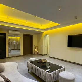 Arenda Gurtly Atelya