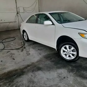 Toyota Camry 2011