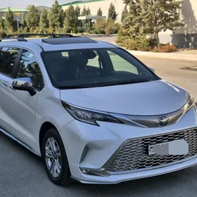 Toyota Sienna 2023