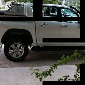 Toyota Hilux 2016