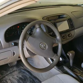 Toyota Camry 2003