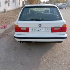 E34 Furgonyň yzky stop