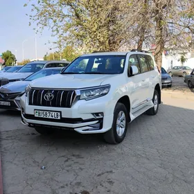 Toyota Land Cruiser Prado 2024