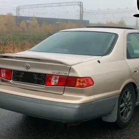 Toyota Camry 2000