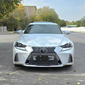 Lexus IS 350 2020