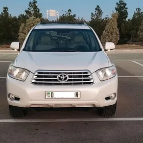 Toyota Highlander 2010