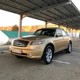 Infiniti FX35 2005