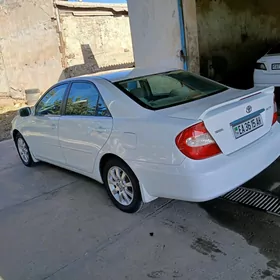 Toyota Camry 2004