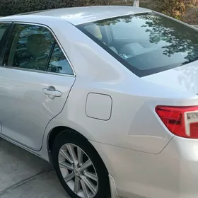 Toyota Camry 2012