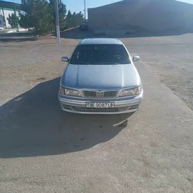 Nissan Cefiro 1995