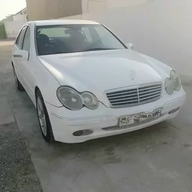 Mercedes-Benz C-Class 2001