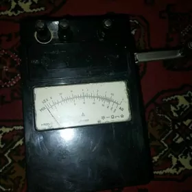 Megommetr Мегомметр