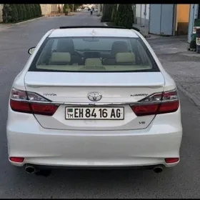 Toyota Camry 2016
