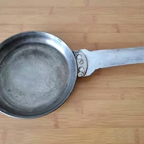 SKOWORODKA СКОВОРОДА