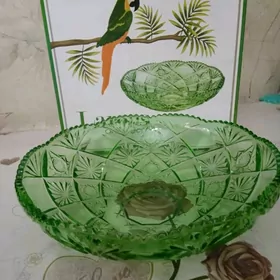 Посуда новая, стеклянная.