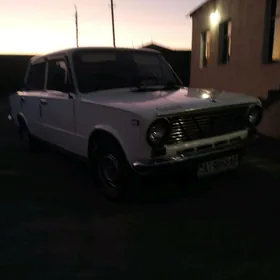Lada 2104 1985