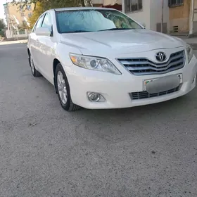 Toyota Camry 2011