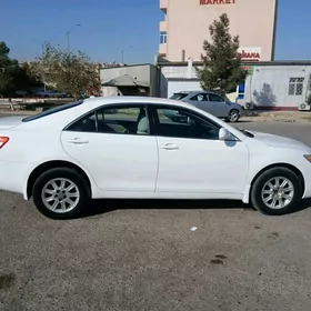 Toyota Camry 2010