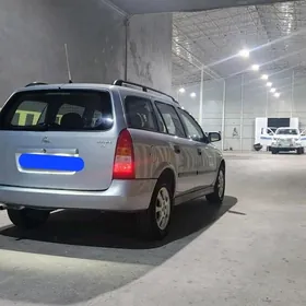 Opel Astra 2001