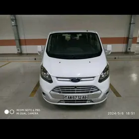 Ford Transit Connect 2013