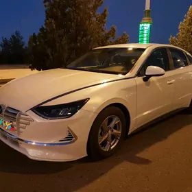 Hyundai Sonata 2021